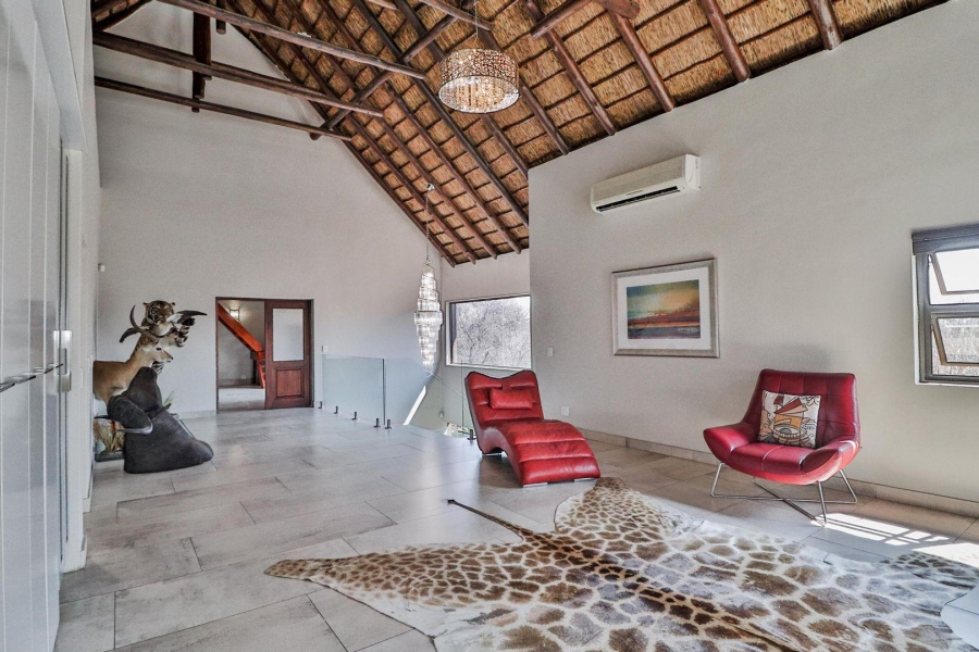4 Bedroom Property for Sale in Boschenvaal River Front Lodges Free State